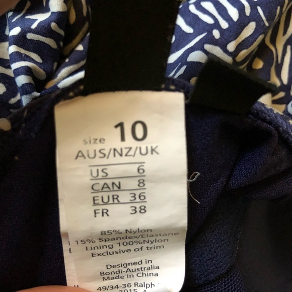 Niptuck swim slimming one piece in navy and cream. Size 6 - Picture 5 of 7